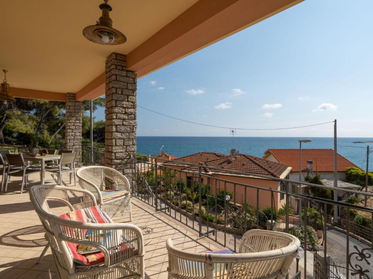 Holiday Home Irma By Interhome Cipressa Bagian luar foto